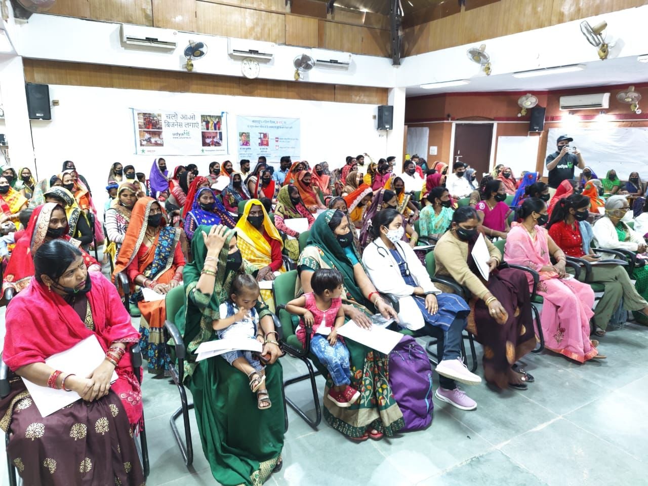 Community health gathering and education session